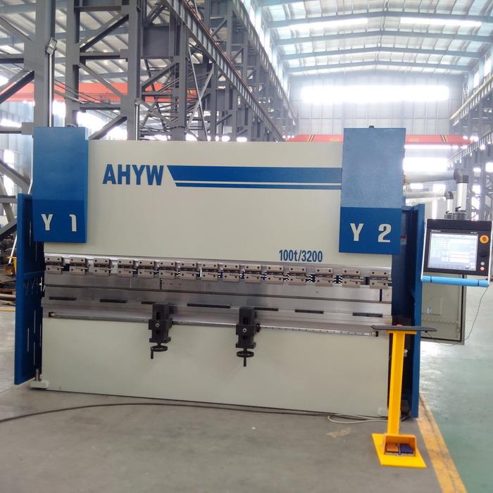Hidrici CNC presa frâne 100Ton3m