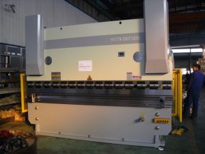 NC hidraulice Metal îndoire utilaje de 200 tone