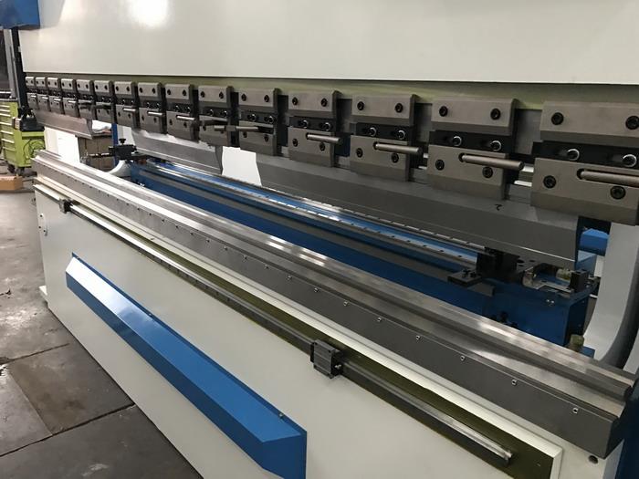 Amada type quick released clamping Italy ESA S640 CNC PRESSBRAKE 4 AXIS DSP MCS LASER SAFETY
