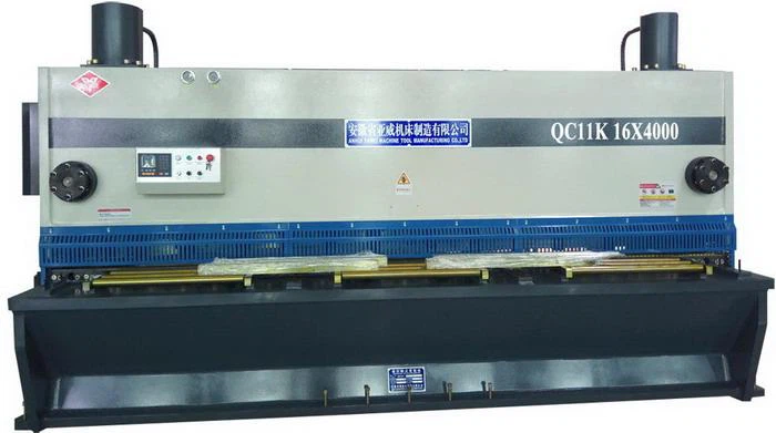 AHYW Yawei HGS 16mm stainless steel plate 4M guillotine cutting shears factory