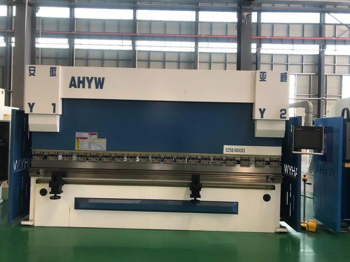 AHYW Yawei 125T4M CNC Press Brake 4 axis DA58T UK AMADA ITALY TRUMPF BENDING MACHINE