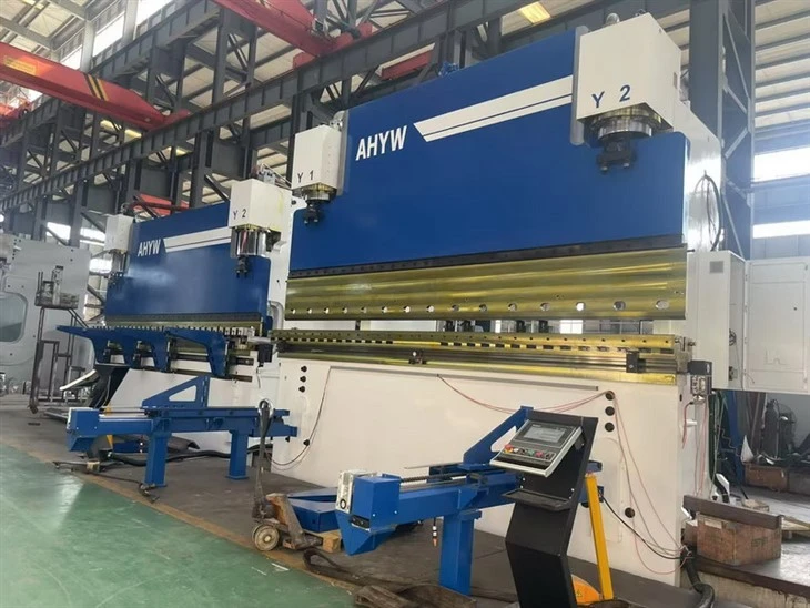 AHYW CHINA YAWEI MADE 1200T6M CNC PRESSBRAKE HARDOX 400 METAL BENDING